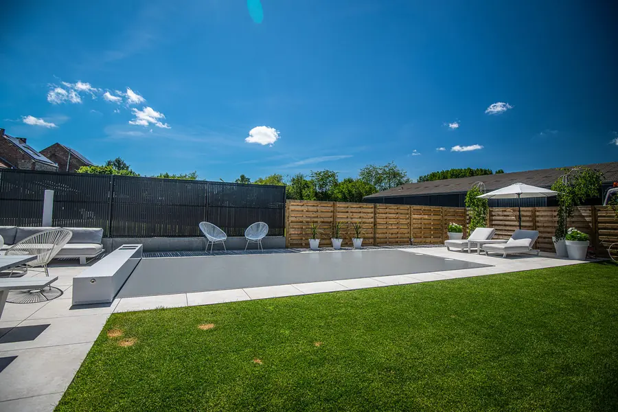 Detail of a solar slatted automatic pool cover